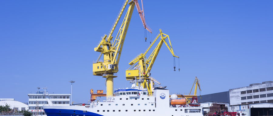 Turn the crisis into a business opportunity and move towards the high end of the industry chain